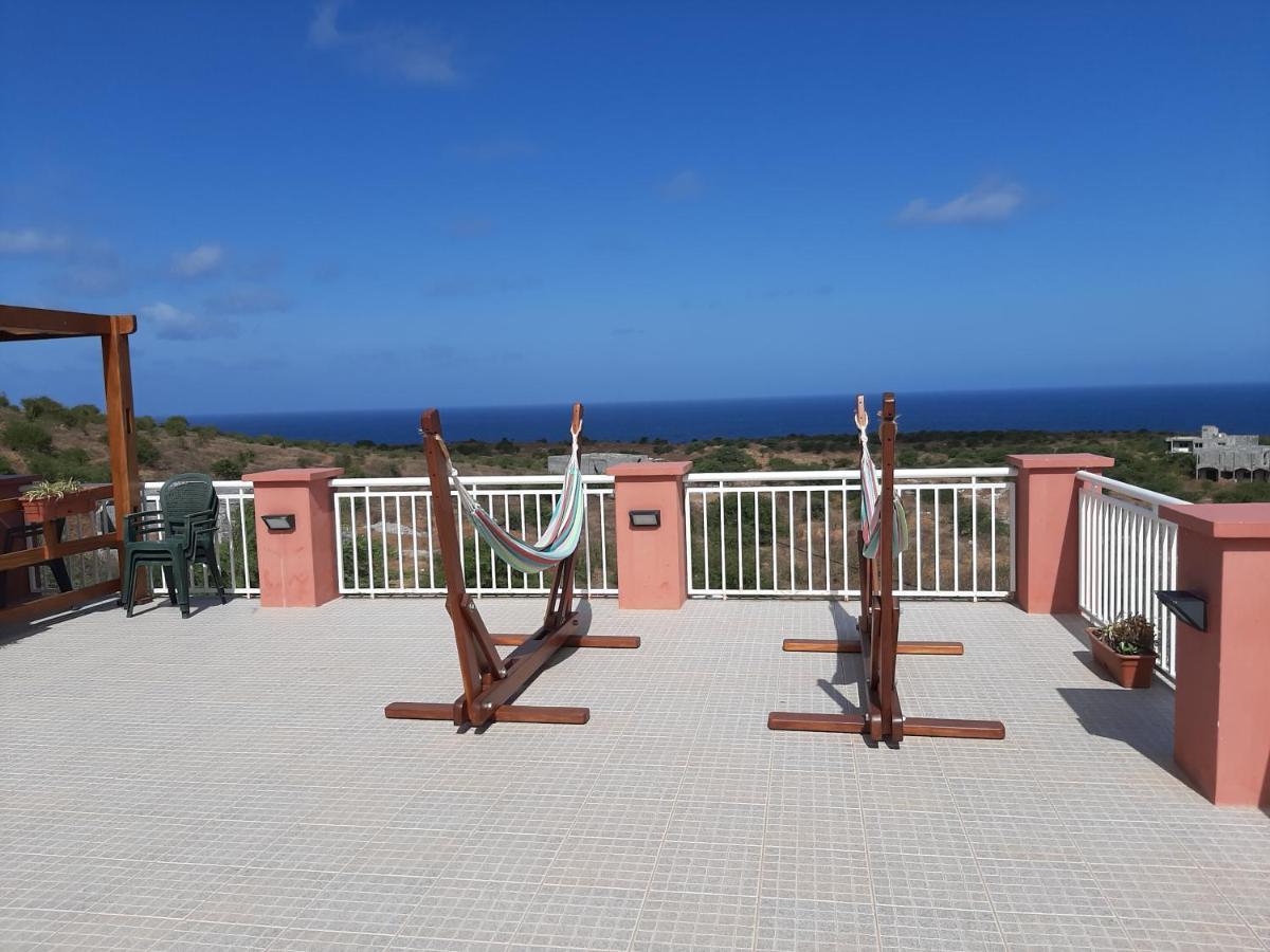 Pensione Casa Da Amizade B&B Pedra Badejo  Eksteriør bilde