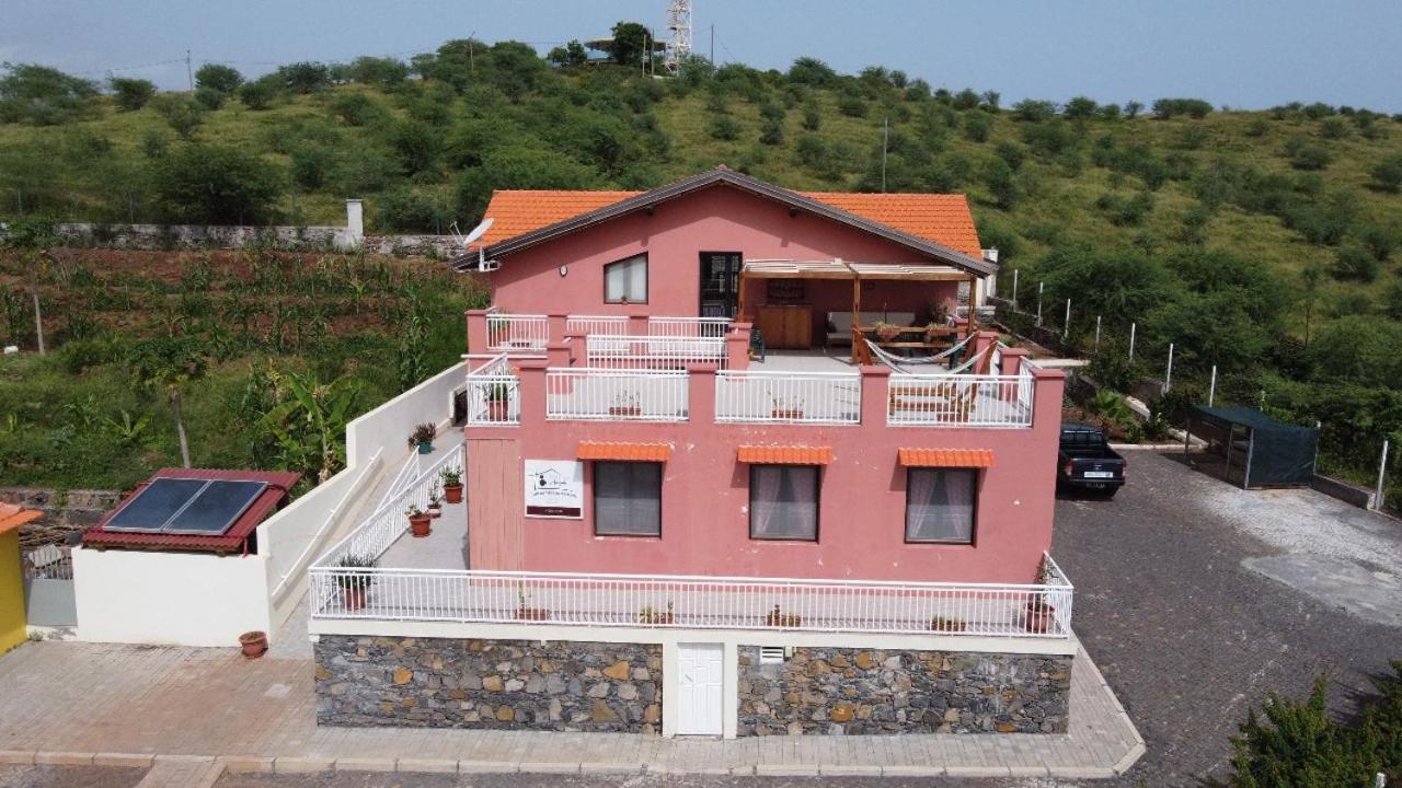 Pensione Casa Da Amizade B&B Pedra Badejo  Eksteriør bilde